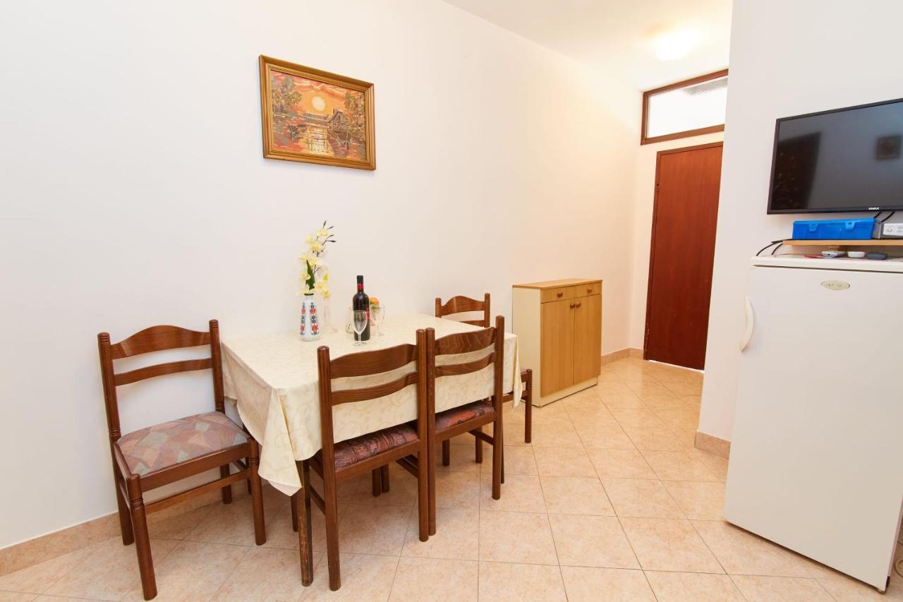 Apartments And Rooms With Parking Space Crikvenica - 19125 Экстерьер фото